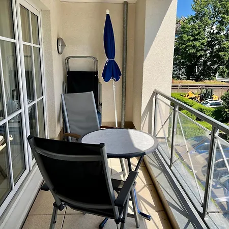 1 2 11 Inselstrand *