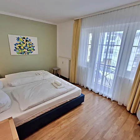 1 2 11 Inselstrand *